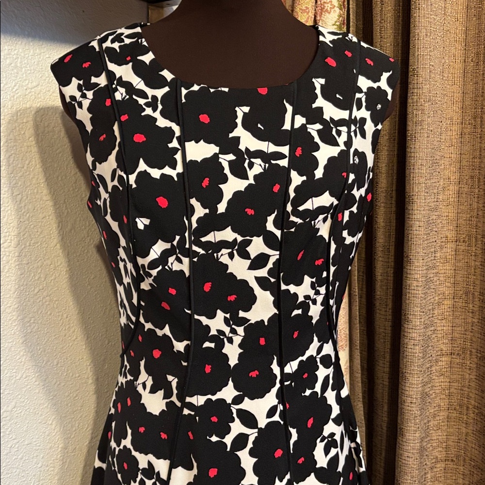 London Times, white/ black and pink floral sleeveless midi dress. Size 4.